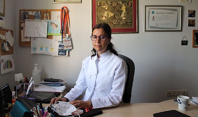 Prof. Dr. Özbaran, “Ebeveynler karneye değil eğitim sürecine odaklanmalı"