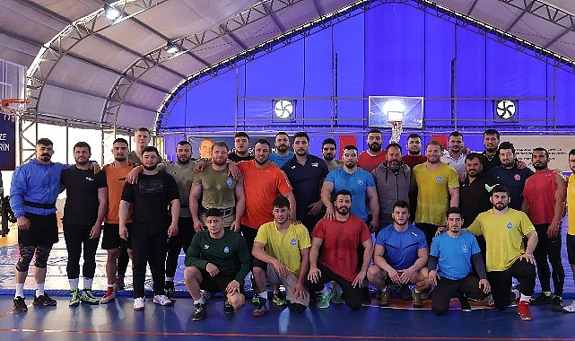 Antalya Büyükşehir güreşçileri Kırkpınar'a hazır
