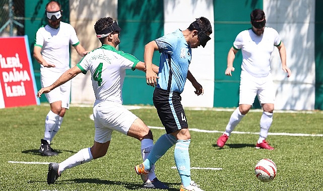 Çankaya Belediyesi Gesk B1 futbol takımı Özbekistan B1 futbol Milli taıkımını 3-0 yendi