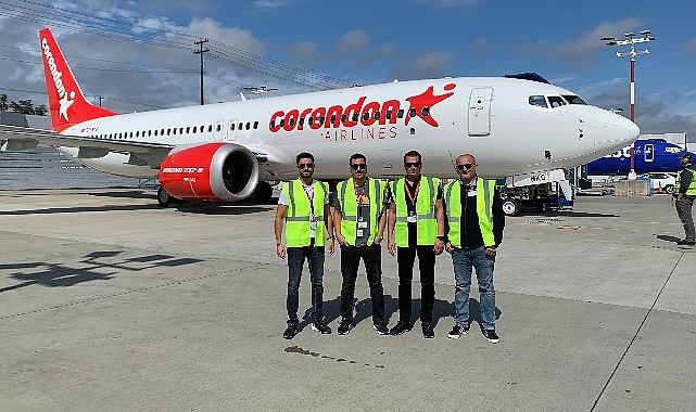 Corendon Airlines filosunu yeni Boeing 737-8 uçağı ile yenilemeye devam ediyor