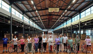 Kadınlara özel bisiklet eğitimi 