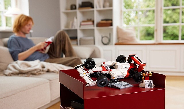 Yarışın Coşkusu Ailelerle Buluşuyor: LEGO GROUP'tan Yeni Yarış Arabaları
