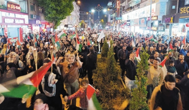 Vanlılar Filistin için yürüyecek