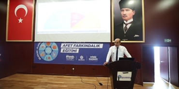bakirkoyde-afet-farkindalik-egitimleri-devam-ediyor