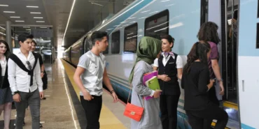 demiryolu-ile-iki-kati-yolcu-tasindi-1726394070-951_large.webp