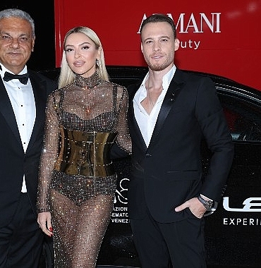 lexus-ile-venedik-film-festivalinde-hadise-ve-kerem-bursin-ruzgari.jpg