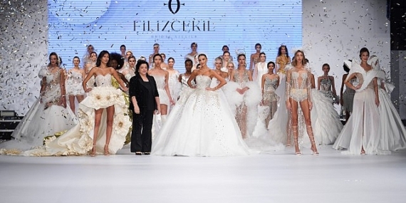 Filiz Çekil, Bursa’da Muhteşem Bir Defileye İmza Attı