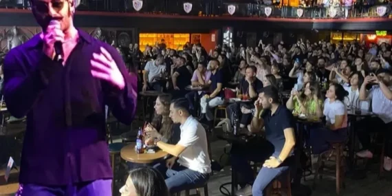 Gökhan Türkmen’e Bursa’da yoğun ilgi