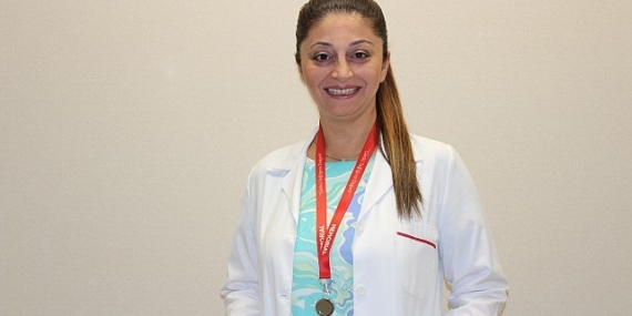 Her meme kanseri ameliyat edilmeli mi?