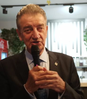 5d7a180f-3cdf-4ef7-a2f7-d406041efa9c-1731766252-604-x750