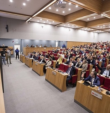 eshotun-proje-dolu-butcesine-14-yil-sonra-oy-birligi