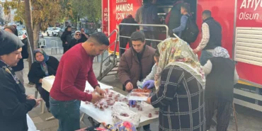 manisa-da-sehit-jandarma-uzman-cavus-icin-pilav-hayri-1731216127-201_large.webp
