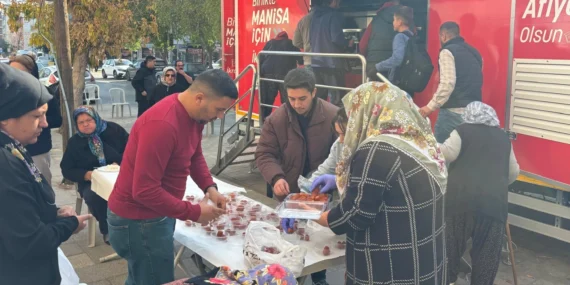Manisa’da şehit Jandarma Uzman Çavuş için pilav hayrı