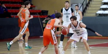 sakarya-son-saniye-basketiyle-ilk-galibiyeti-aldi-1731208279-50_large.webp