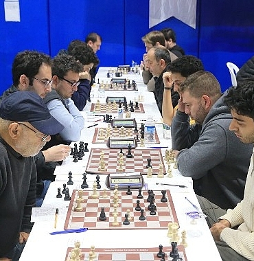 satrancin-ustalari-bayrampasada-yaristi