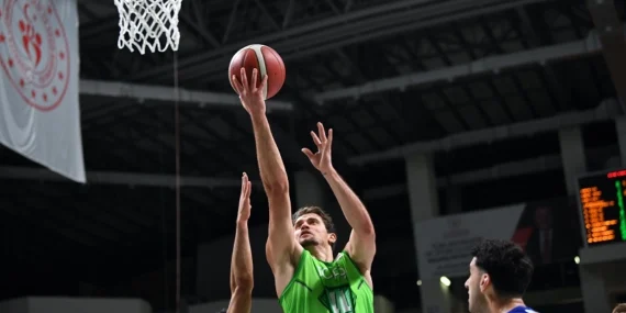 TOFAŞ Bursa derbisinde Bursaspor’u ağırlıyor