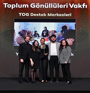 toplum-gonulluleri-vakfina-felis-odulu