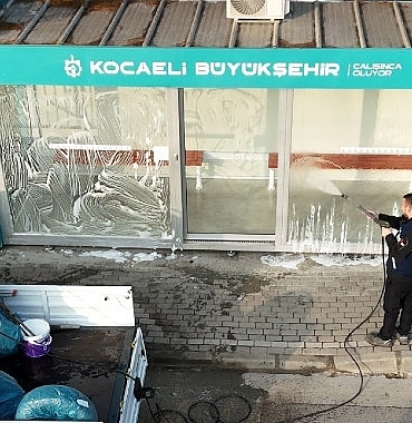 buyuksehirden-1-yilda-223-yeni-kapali-durak