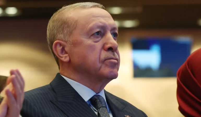 cumhurbaskani-erdogan-en-etkili-ilac-sandik-1738510550-212_large.webp