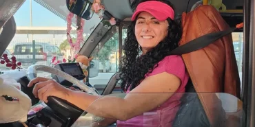 adana-yollarinda-kadin-dolmus-soforu