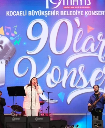 buyuksehirin-90lar-konseri-mest-etti-6