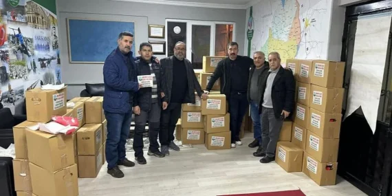Darıca’da ihtiyaç sahiplerine 300 ramazan kolisi dağıtıldı