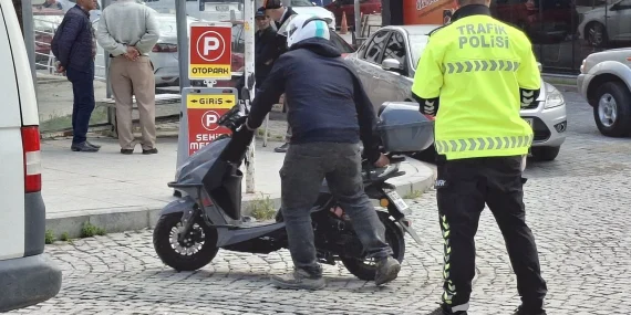 Beypazarı’nda trafik ve kimlik denetimleri sürüyor