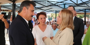 dikilide-ferdi-zeyrek-parki-acildi