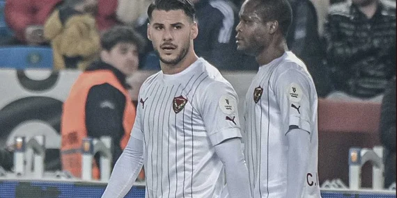 Hatayspor, ligde ilk deplasman zaferini Trabzonspor karşısında aldı