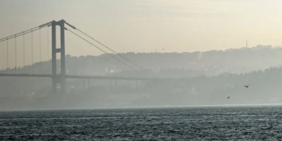 İstanbul Boğazı ve çevresinde yoğun sis