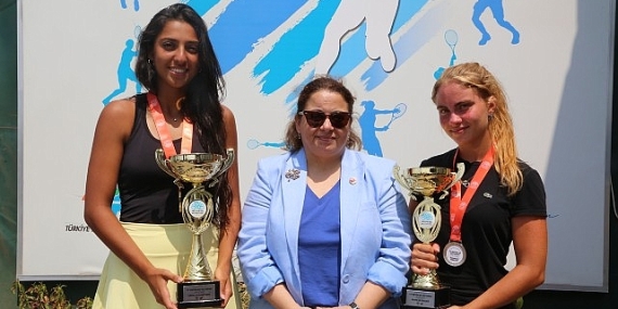 Nilüfer’de tenis heyecanı sona erdi