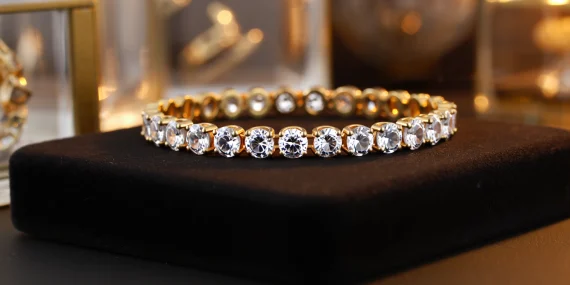 Rüyada Altın Bilezik Hediye Almak Ne Anlatıyor?