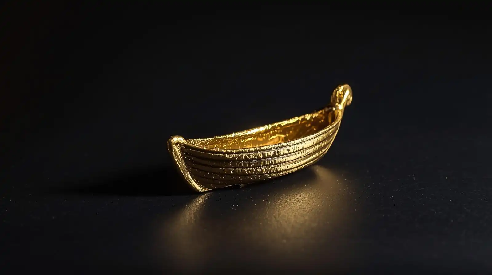 Rüyada Altın Sandal Görmek Ne Anlatıyor?