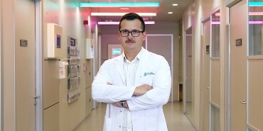 cep-telefonu-kamburlugu-yeni-neslin-sessiz-tehlikesi