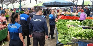 buca-belediyesinden-pazar-yerlerinde-denetim