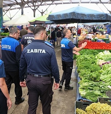 buca-belediyesinden-pazar-yerlerinde-denetim