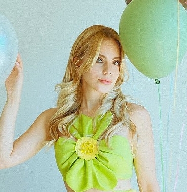 cansunun-ilk-albumu-pastel-melankoli-yayimda