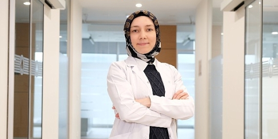 dis-eti-cekilmesinin-en-buyuk-sebebi-dis-tasi