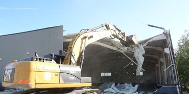 niluferde-imara-aykiri-iki-yapi-yikildi