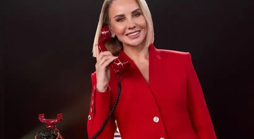 esra-erol-var-misin-yok-musun