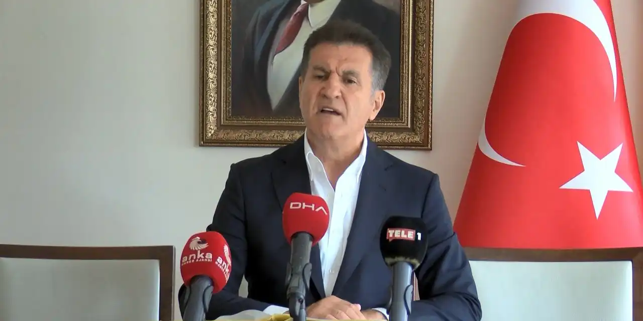 Mustafa Sarıgül, YENİ Parti’den istifa etti